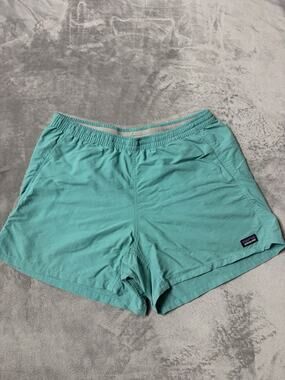 Patagonia Barely Baggies Shorts 2.5 In Womens Size M Teal Nylon Gorpcore